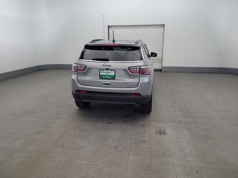 Used 2019 Jeep Compass Limited w/ Safety & Security Group AWD/4WD image 7