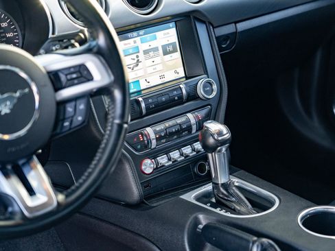 Used 2019 Ford Mustang Premium image 13