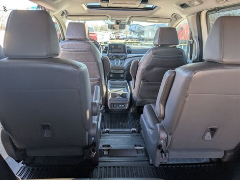 Used 2019 Honda Odyssey Touring image 11