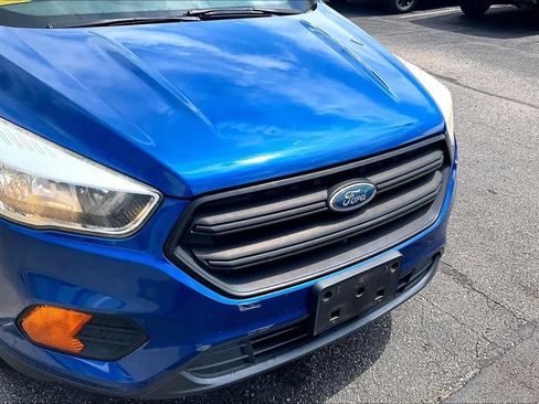 Used 2017 Ford Escape S FWD image 5