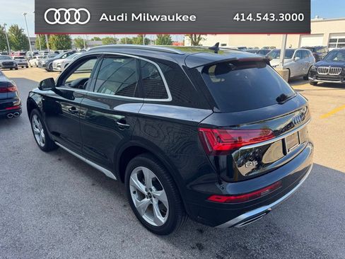 Used 2023 Audi Q5 2.0T Premium Plus w/ Premium Plus Package AWD/4WD image 4