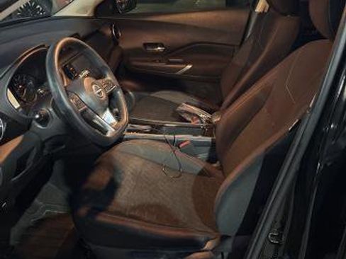 Certified 2024 Nissan Kicks SV image 2