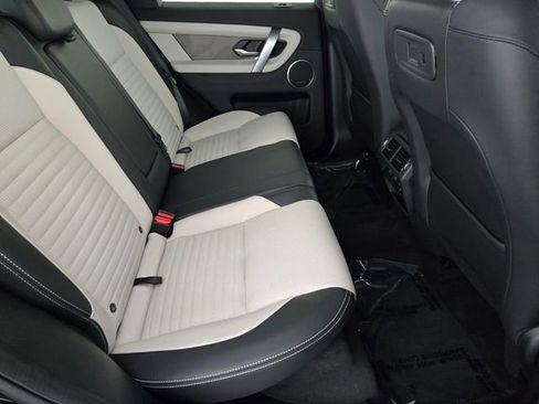 Used 2024 Land Rover Discovery Sport Dynamic SE AWD/4WD image 17