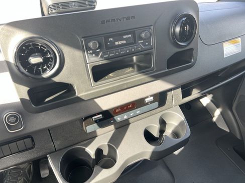 New 2025 Mercedes-Benz Sprinter 3500 image 25