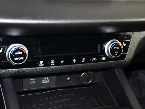 Used 2022 Mitsubishi Outlander SE AWD/4WD image 29