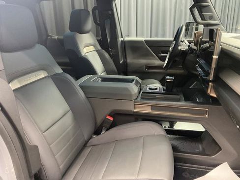 Used 2025 GMC Hummer EV 3X AWD/4WD image 16