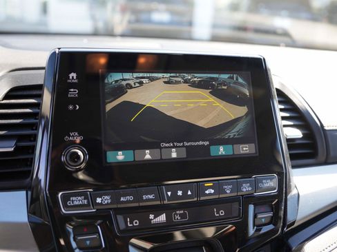 Used 2018 Honda Odyssey Elite image 23