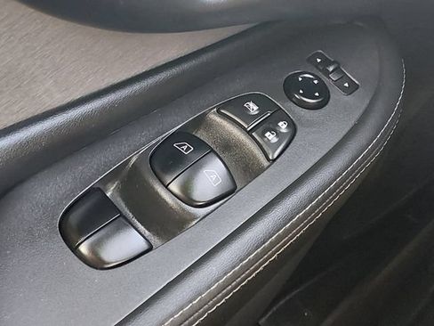 Certified 2022 Nissan Murano SV FWD image 25