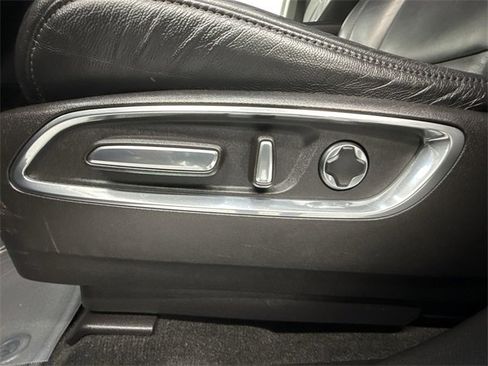 Used 2020 Acura MDX FWD image 12