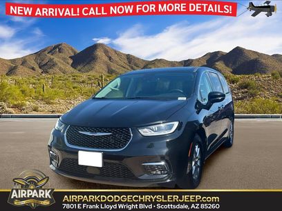 Certified 2024 Chrysler Pacifica Touring-L
