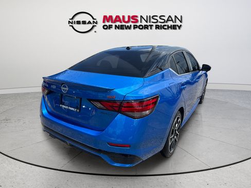 Certified 2025 Nissan Sentra SR FWD image 12