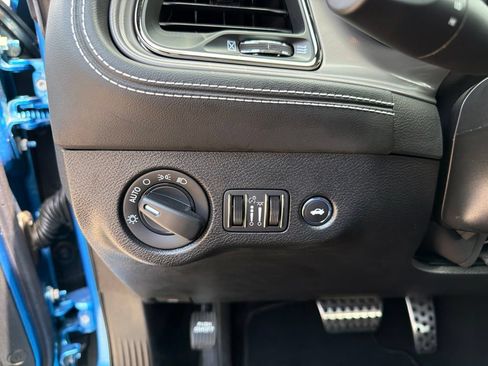 Used 2023 Dodge Challenger SRT Hellcat RWD image 17