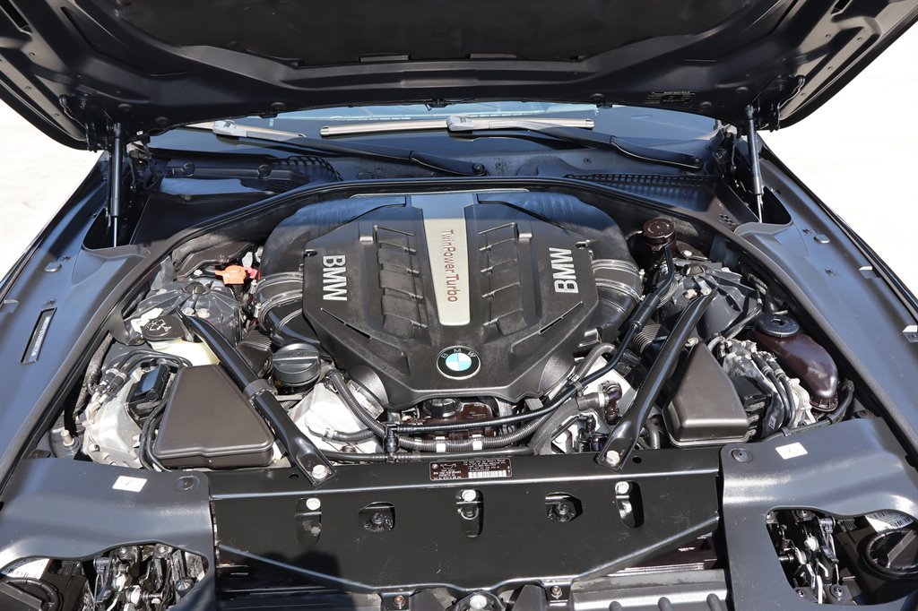 Used 2013 BMW 650i xDrive Convertible AWD/4WD image 47