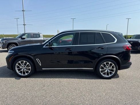 Used 2022 BMW X5 xDrive40i w/ Premium Package AWD/4WD image 8