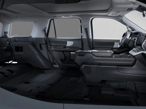 New 2025 Ford Expedition Active image 7