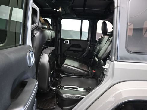 Used 2021 Jeep Wrangler Unlimited Sahara w/ Cold Weather Group image 32