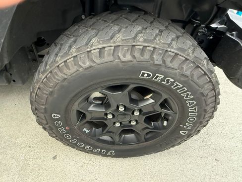 Used 2023 Jeep Wrangler Unlimited w/ Cold Weather Group image 5