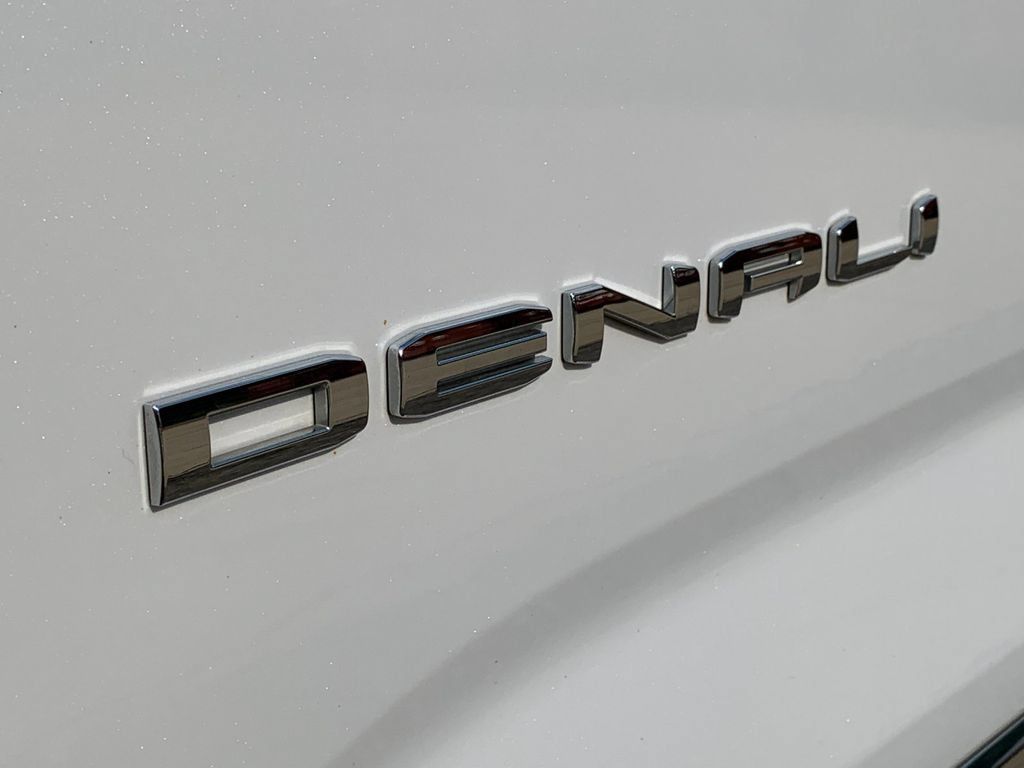 Used 2026 GMC Terrain Denali w/ LPO, Floor Liner Package AWD/4WD image 33