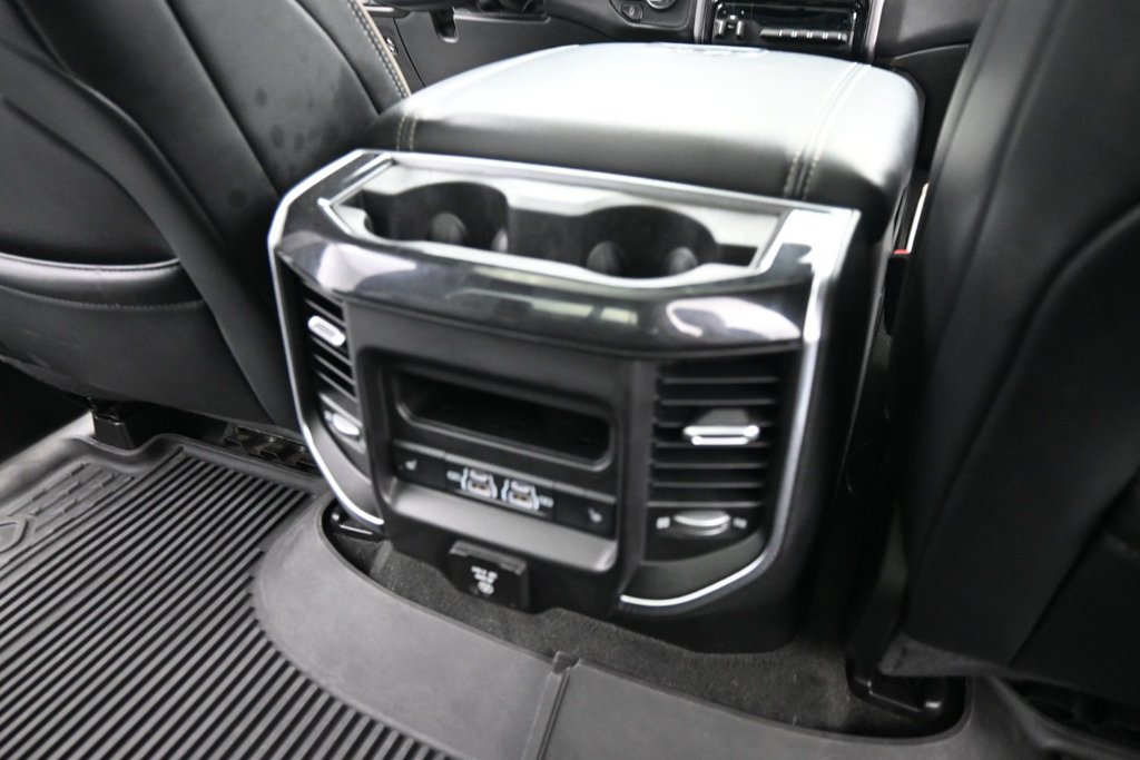 Used 2021 RAM 1500 Laramie AWD/4WD image 19