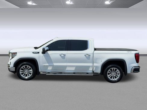 Used 2023 GMC Sierra 1500 SLT w/ SLT Premium Package AWD/4WD image 2