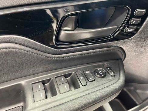 New 2026 Honda Odyssey Touring image 10