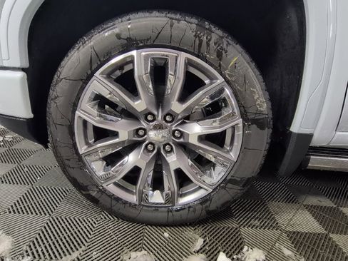 New 2026 GMC Sierra 1500 Denali AWD/4WD image 9