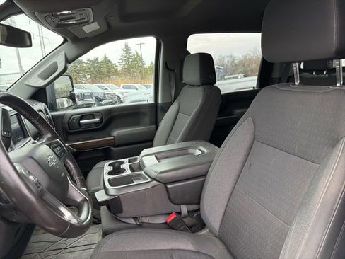 Used 2021 Chevrolet Silverado 2500 LT w/ Midnight Edition AWD/4WD image 17