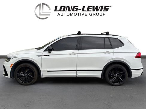 Certified 2023 Volkswagen Tiguan SE R-Line FWD image 2