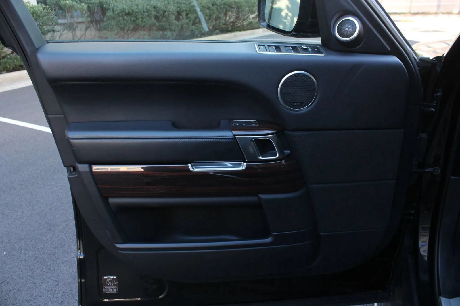 Used 2015 Land Rover Range Rover Supercharged AWD/4WD image 14