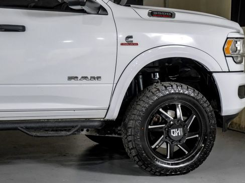Used 2022 RAM 3500 Tradesman AWD/4WD image 8