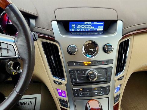 Used 2011 Cadillac CTS Luxury image 18