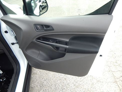 Used 2020 Ford Transit Connect XL image 22