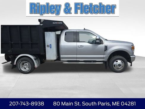 Used 2020 Ford F350 Lariat w/ Lariat Value Package AWD/4WD image 4