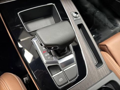 Used 2025 Audi Q5 2.0T Premium Plus w/ Premium Plus Package image 23