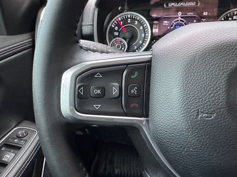 Used 2022 RAM 1500 Laramie AWD/4WD image 17