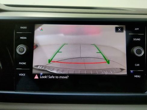 Used 2022 Volkswagen Taos SE FWD image 58