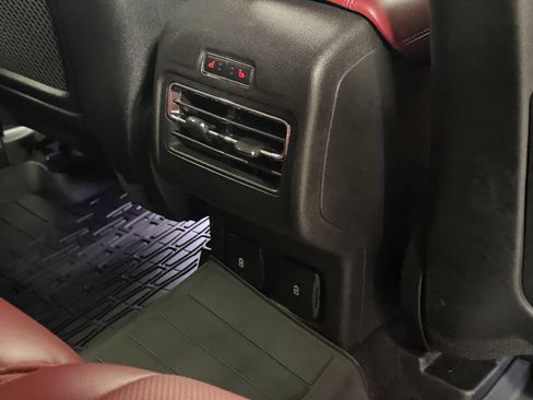 Used 2025 Lincoln Corsair Reserve w/ Equipment Group 202A image 30