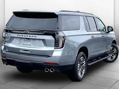 New 2026 Chevrolet Suburban Z71 w/ Comfort Package image 13