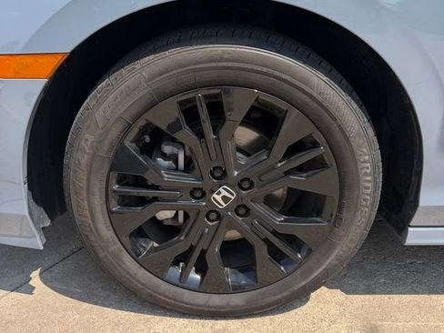 Certified 2025 Honda Odyssey Sport-L image 9