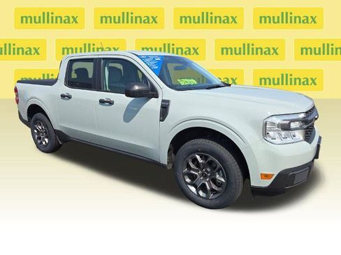 Certified 2024 Ford Maverick XLT w/ Equipment Group 300A Standard AWD/4WD image 1
