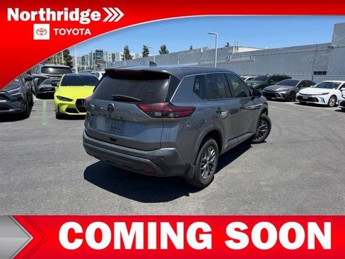 Used 2021 Nissan Rogue S FWD image 4