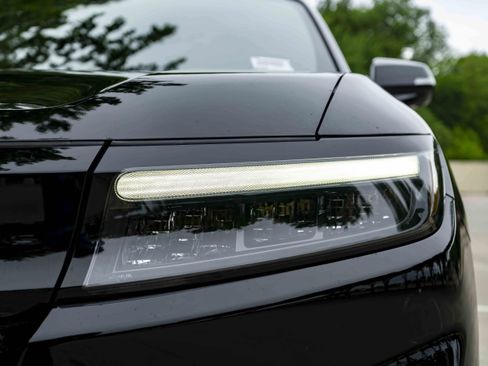 Used 2024 Honda Prologue Elite image 11