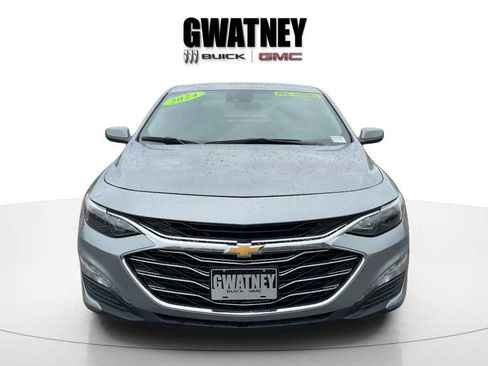 Used 2024 Chevrolet Malibu LT FWD image 2