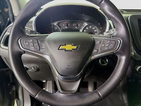 Used 2020 Chevrolet Equinox LT image 12