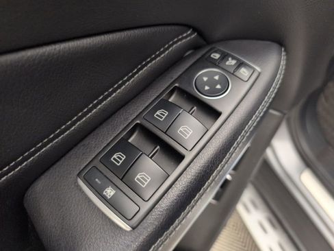 Used 2018 Mercedes-Benz GLS 550 4MATIC image 38