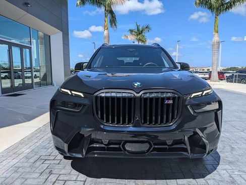 Used 2025 BMW X7 M60i AWD/4WD image 8