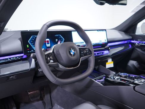 New 2026 BMW 530i w/ Convenience Package image 6