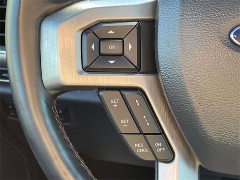 Certified 2022 Ford F250 Platinum image 22