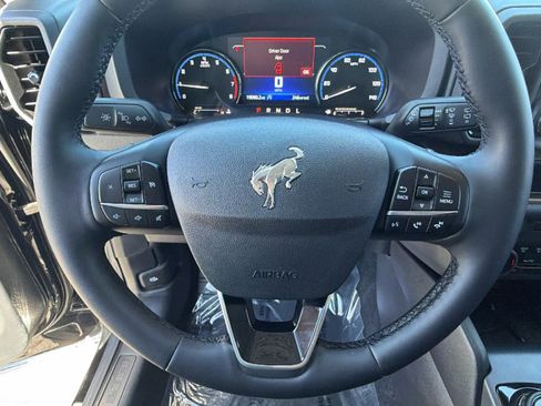 Certified 2024 Ford Bronco Sport Outer Banks w/ Tech Package AWD/4WD image 18