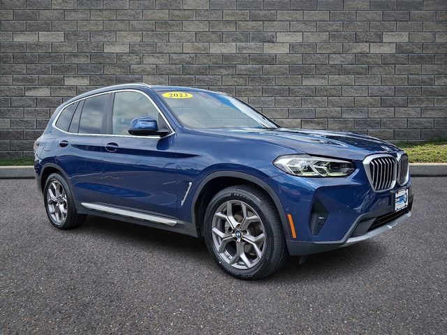 Used 2023 BMW X3 xDrive30i w/ Premium Package AWD/4WD image 1